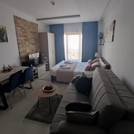 Mountain View Milmari