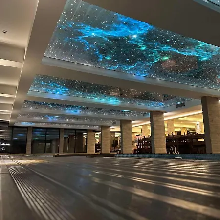 Mountain View Milmari *